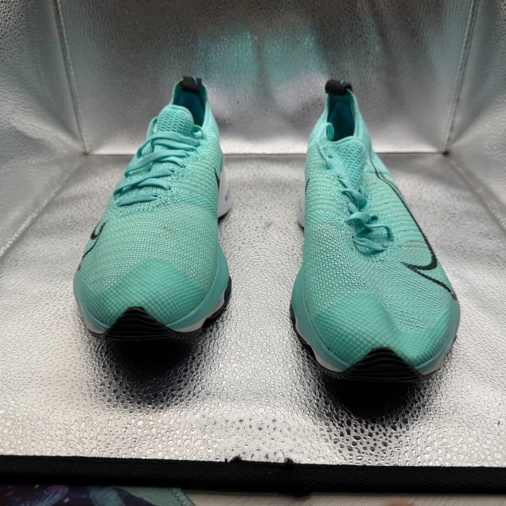 Size 4Y Nike Air Zoom Tempo Running Shoes Kids Turquoise Excellent CJ2102-300